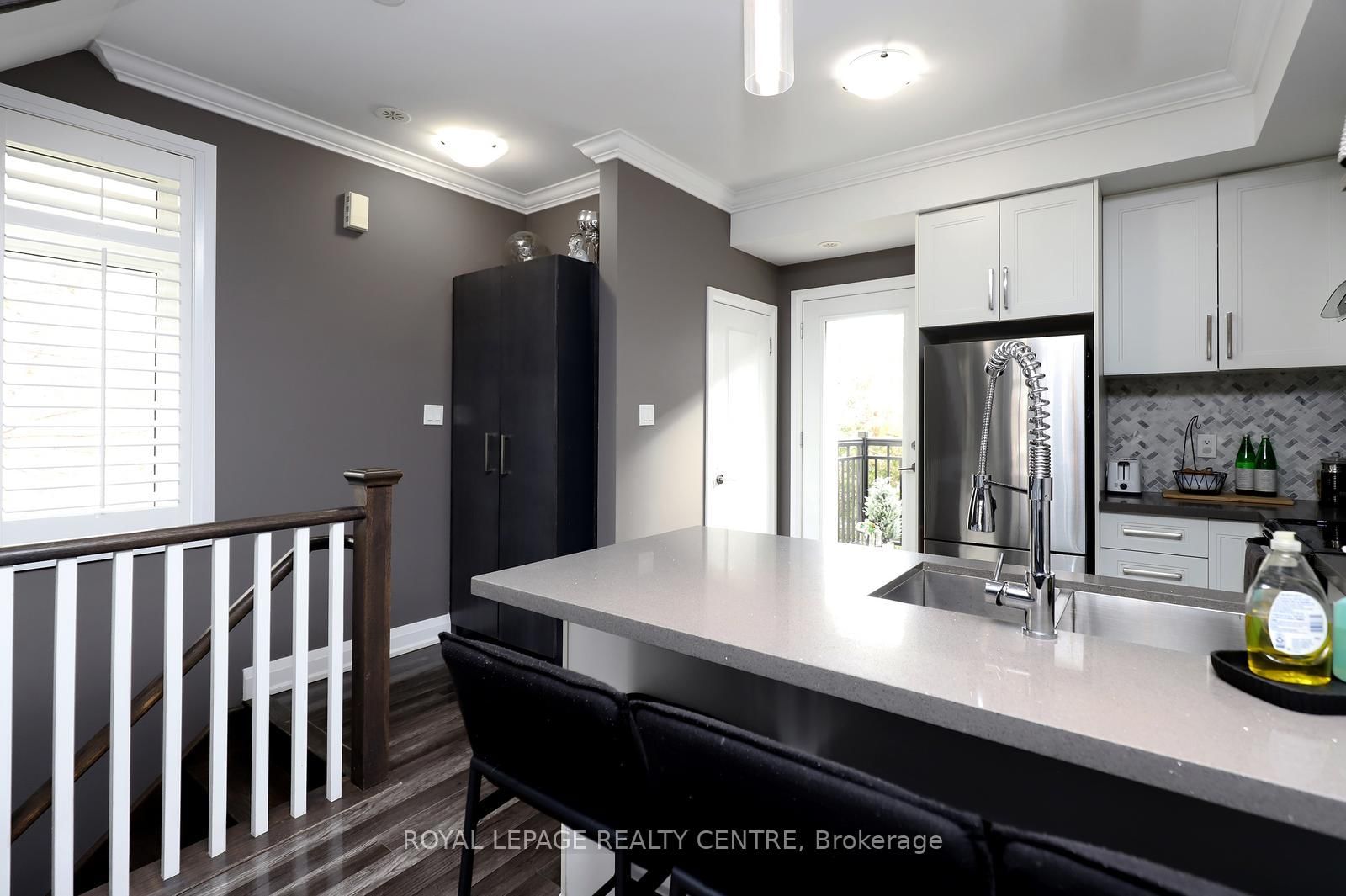 3077 Cawthra Road, Unit 10 - Photo 11