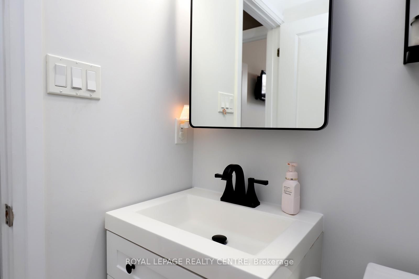 3077 Cawthra Road, Unit 10 - Photo 33