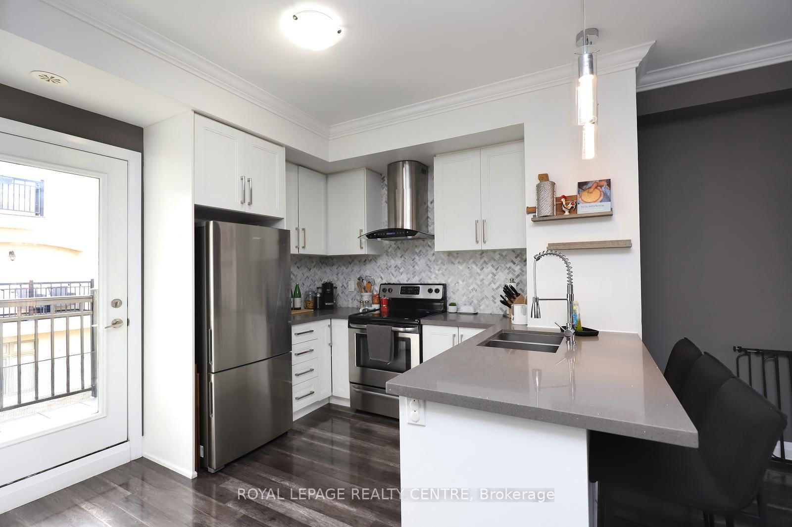 3077 Cawthra Road, Unit 10 - Photo 6