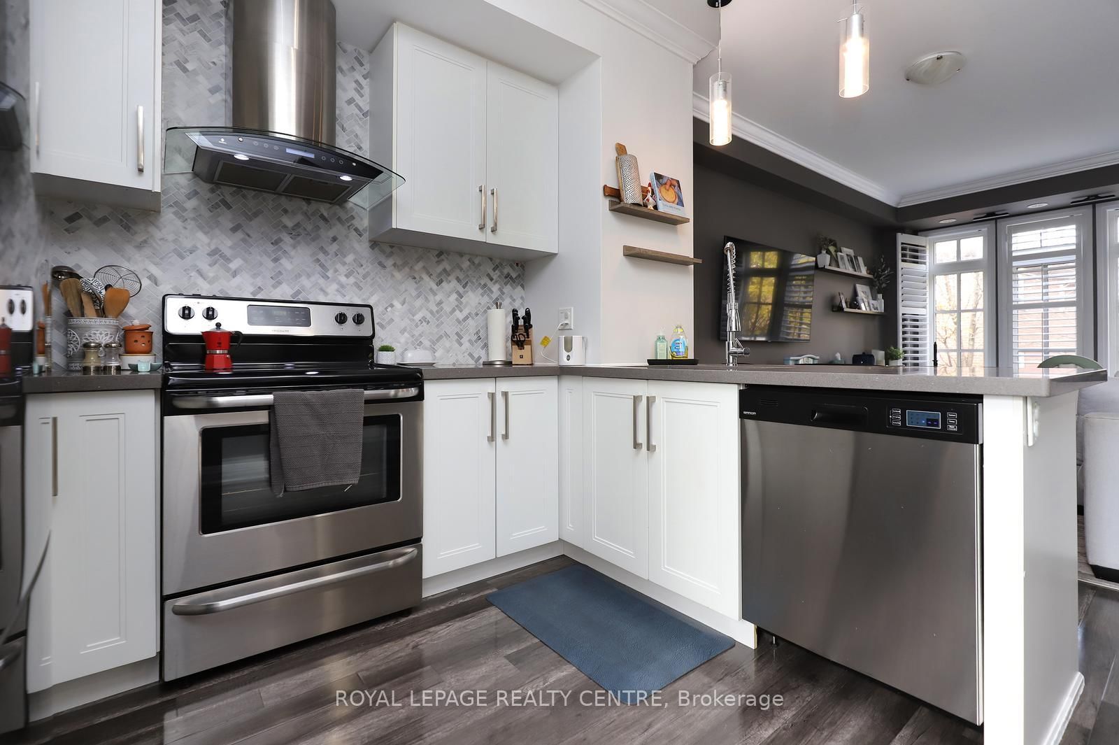 3077 Cawthra Road, Unit 10 - Photo 8