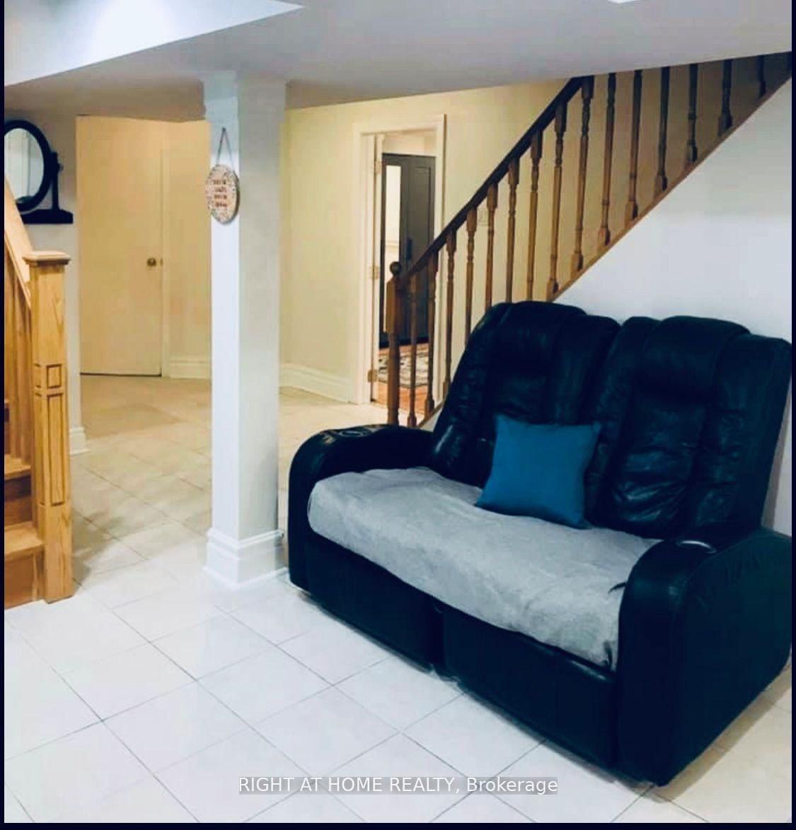 289 Laurentian Avenue, Unit Basement - Photo 10