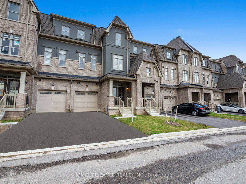 34 Foxsparrow Rd, Brampton, L6R 4E1 | Image 2