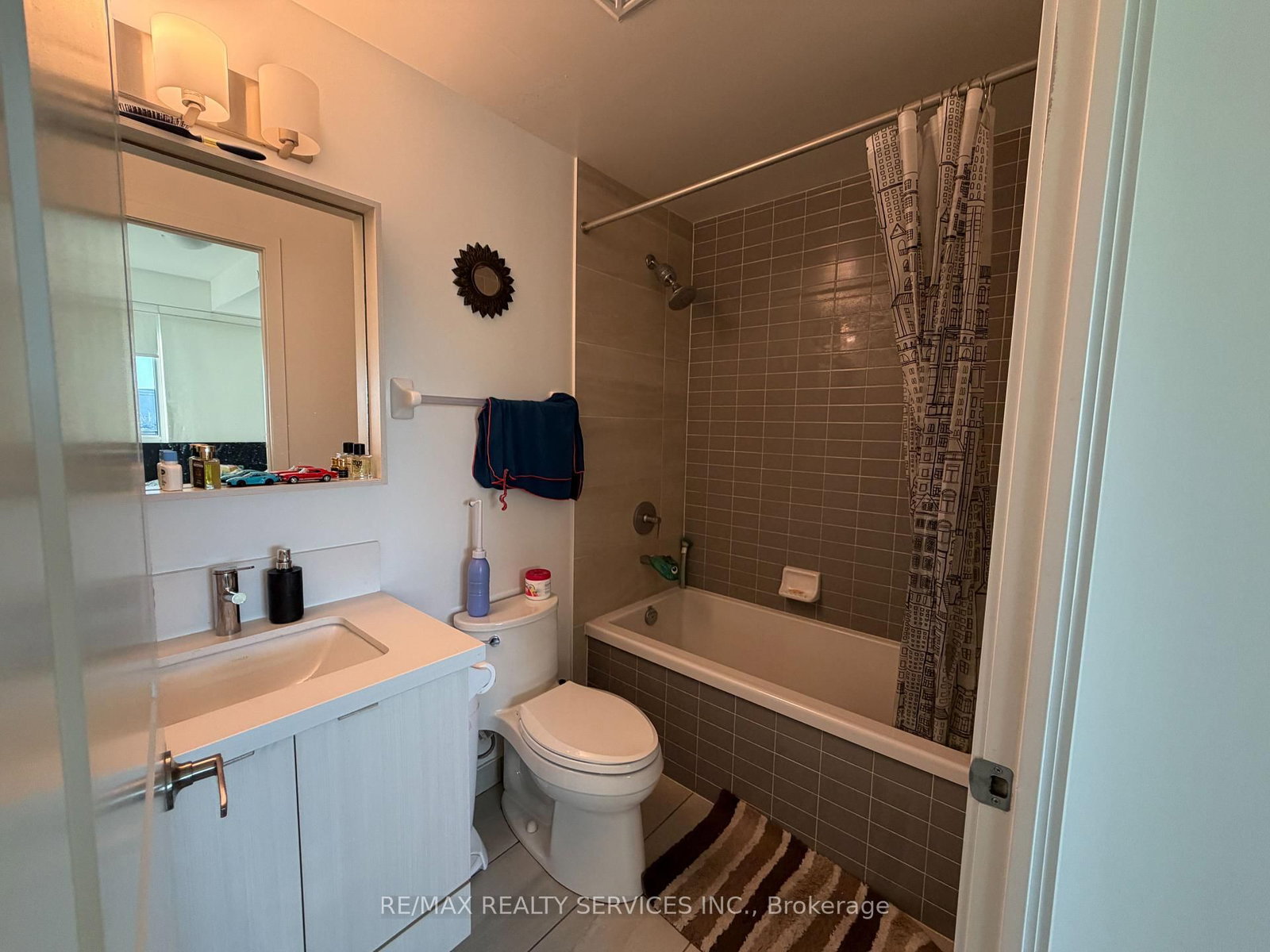4677 Glen Erin Drive, Unit 301 - Photo 15