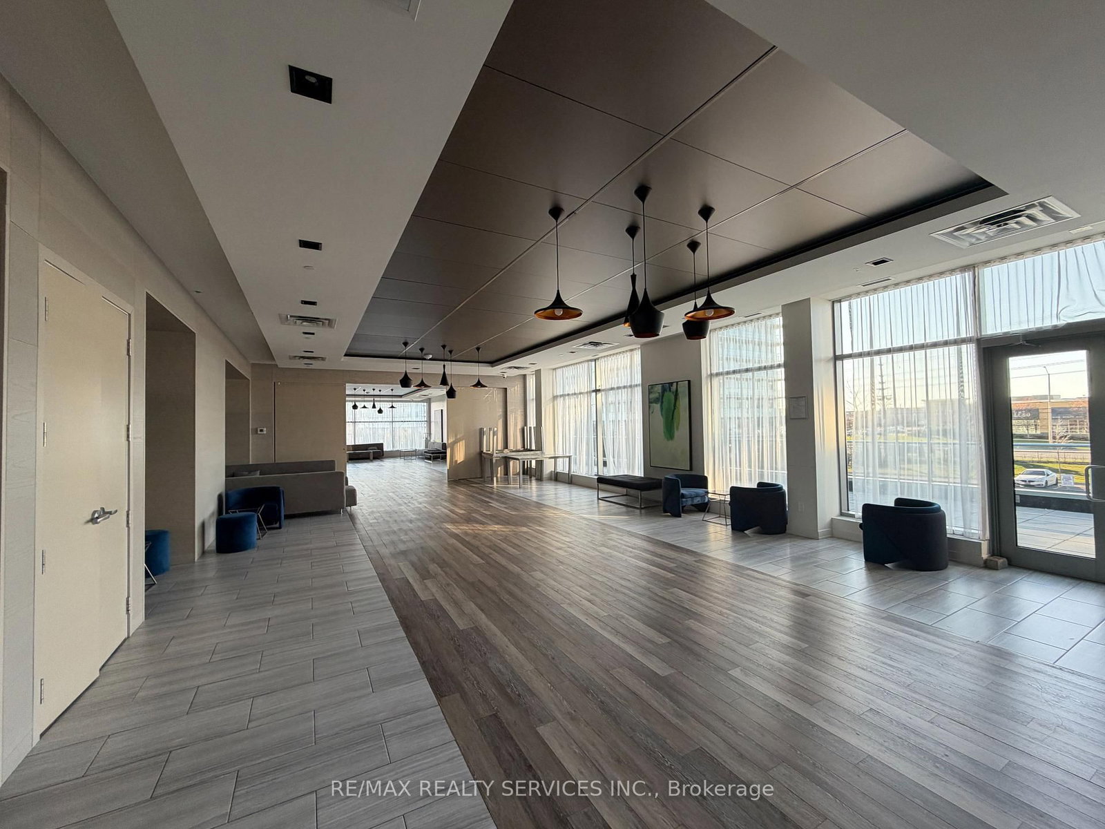 4677 Glen Erin Drive, Unit 301 - Photo 8