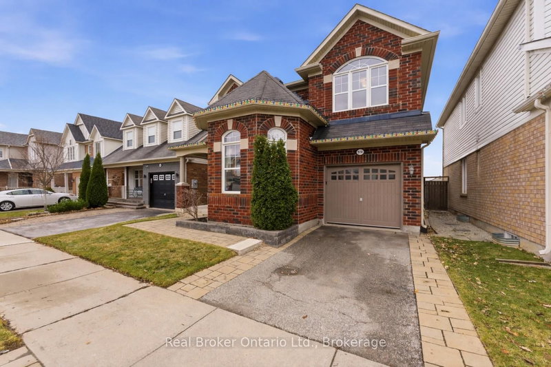 910 Vickerman Way, Milton, L9T 0K5 | Image 2
