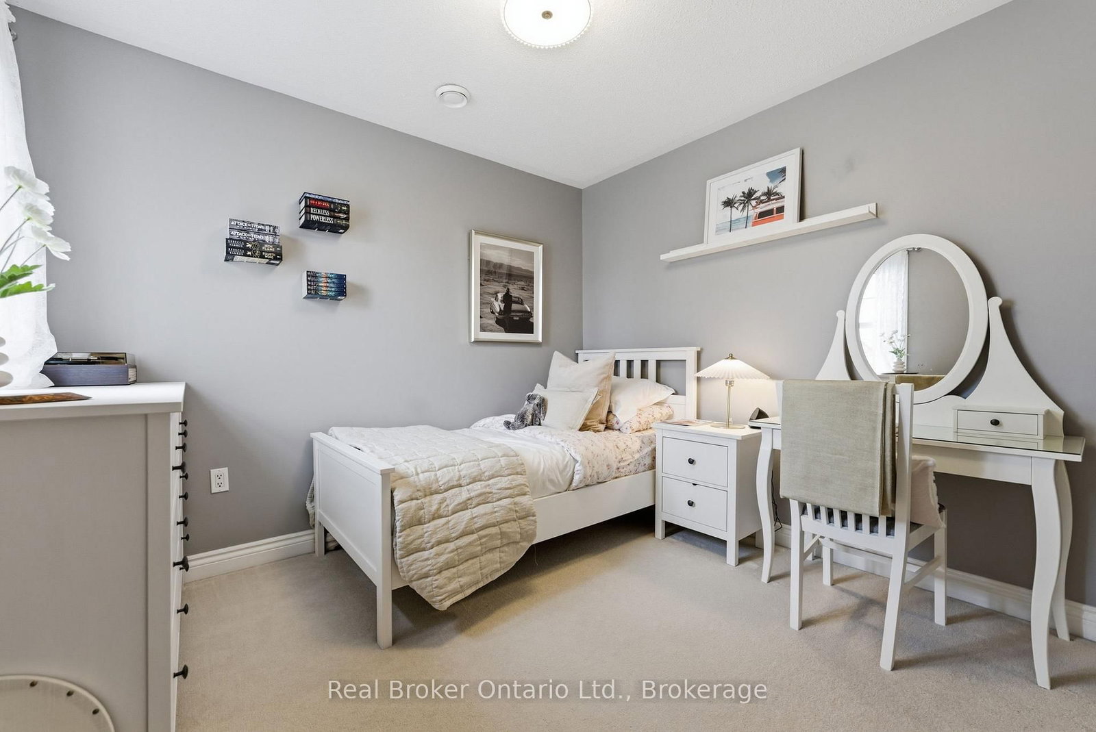 Detached House for sale at 910 Vickerman Way, Milton, Ontario, L9T 0K5 - Coates - MLS: W13005624