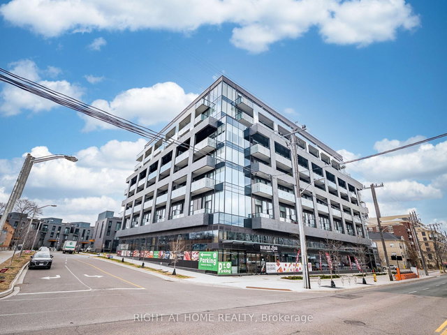 513 - 4208 Dundas Street