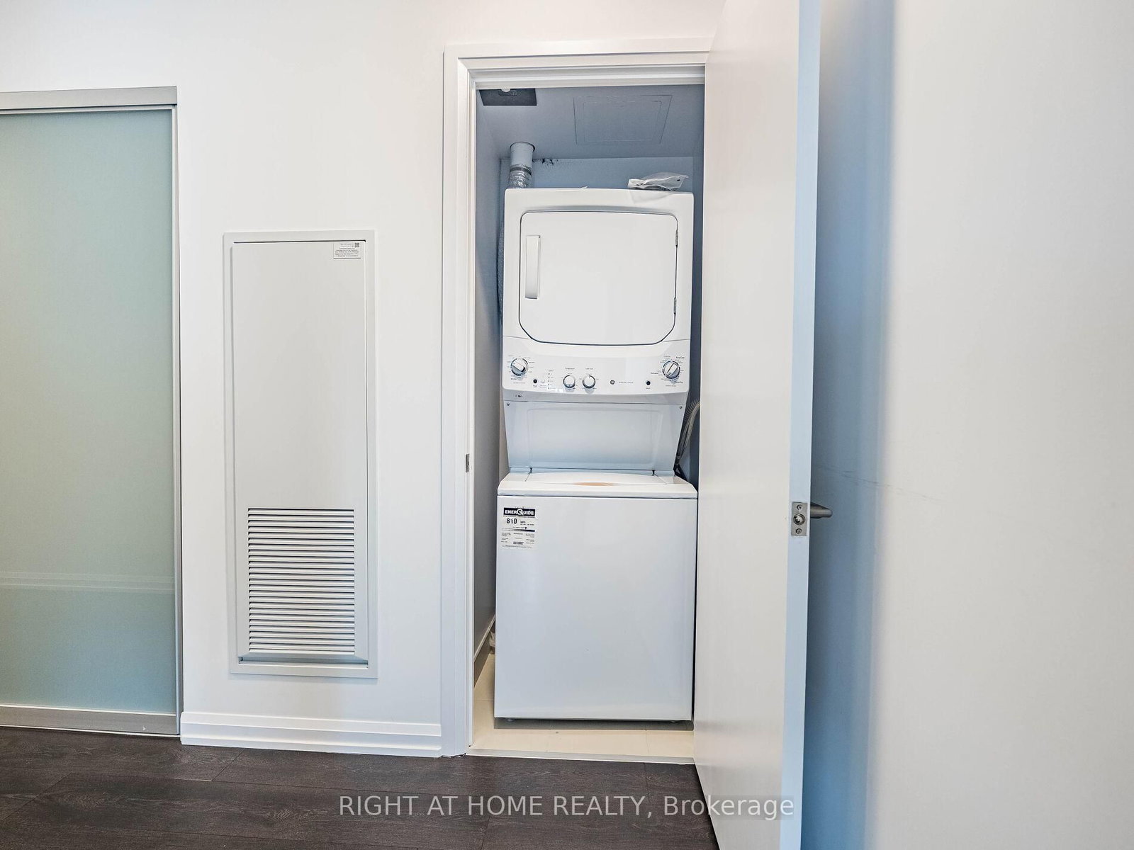 4208 Dundas Street, Unit 513 - Photo 28