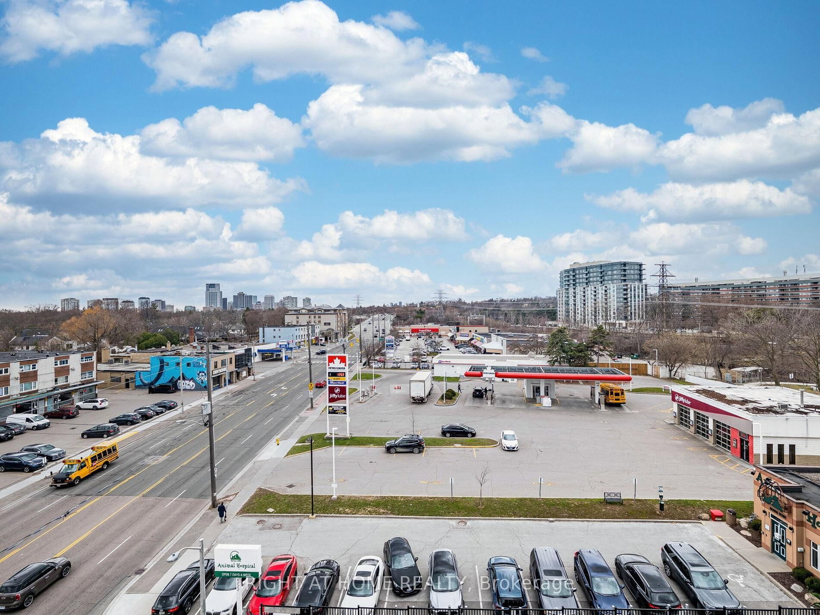 4208 Dundas Street, Unit 513 - Photo 35