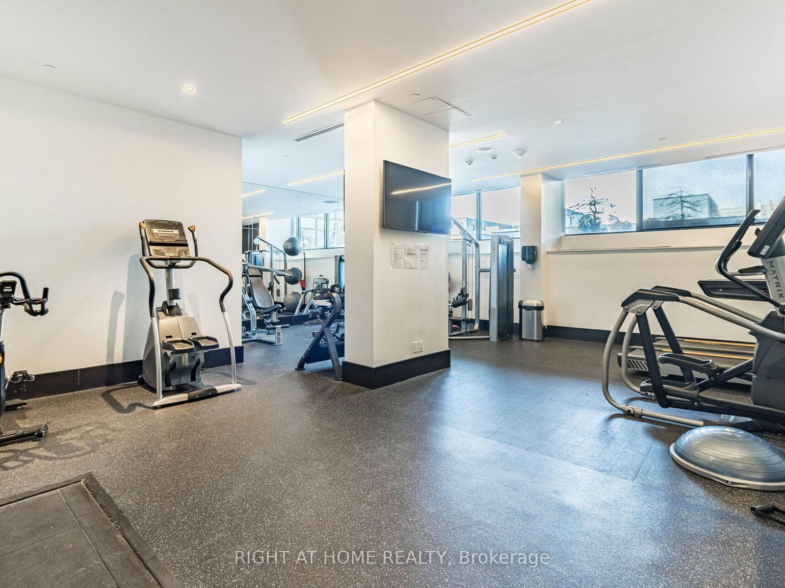 4208 Dundas Street, Unit 513 - Photo 48