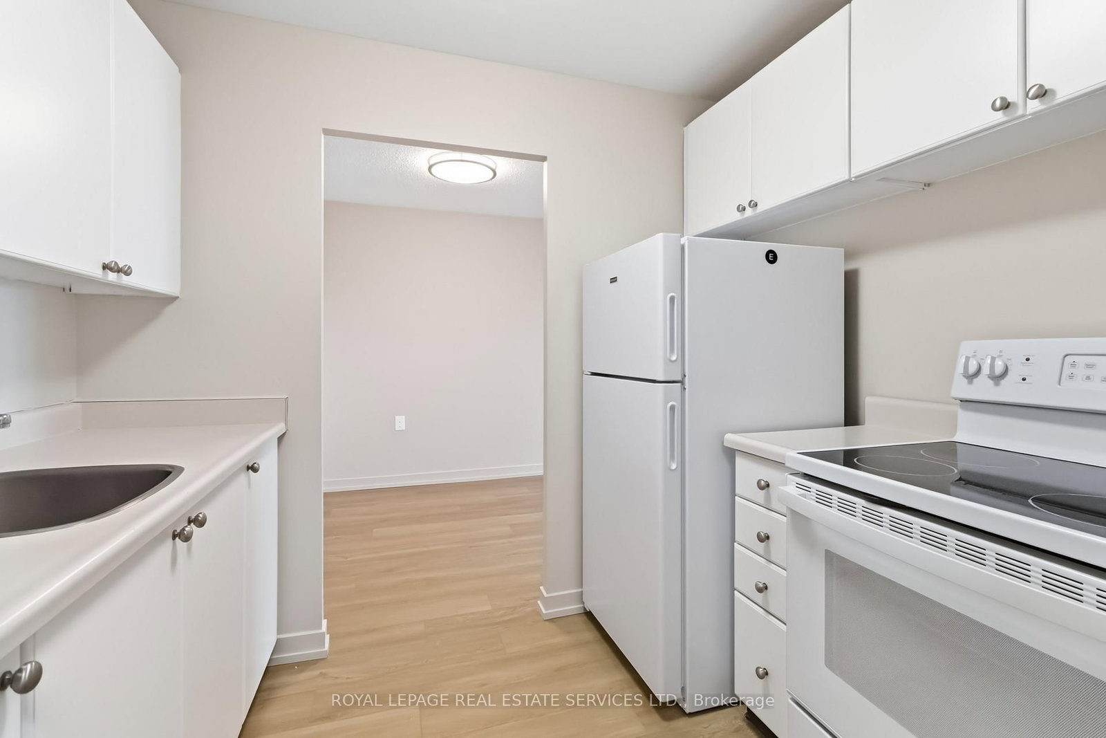 82 Millside Drive, Unit 1008 - Photo 7
