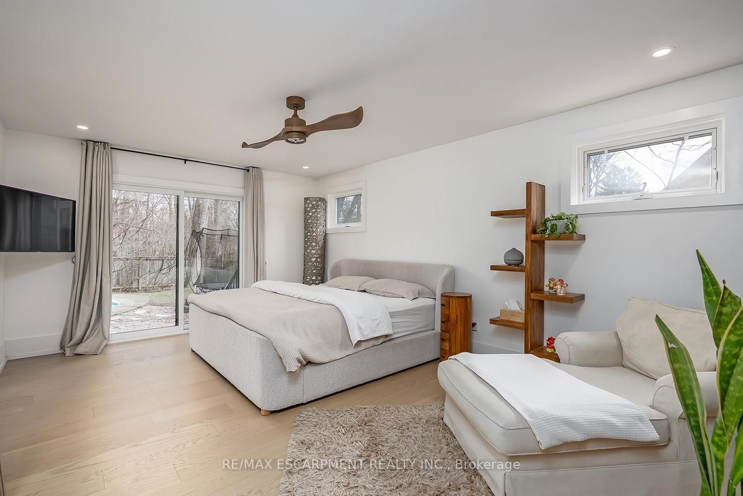 327 Goodram Drive - Photo 20