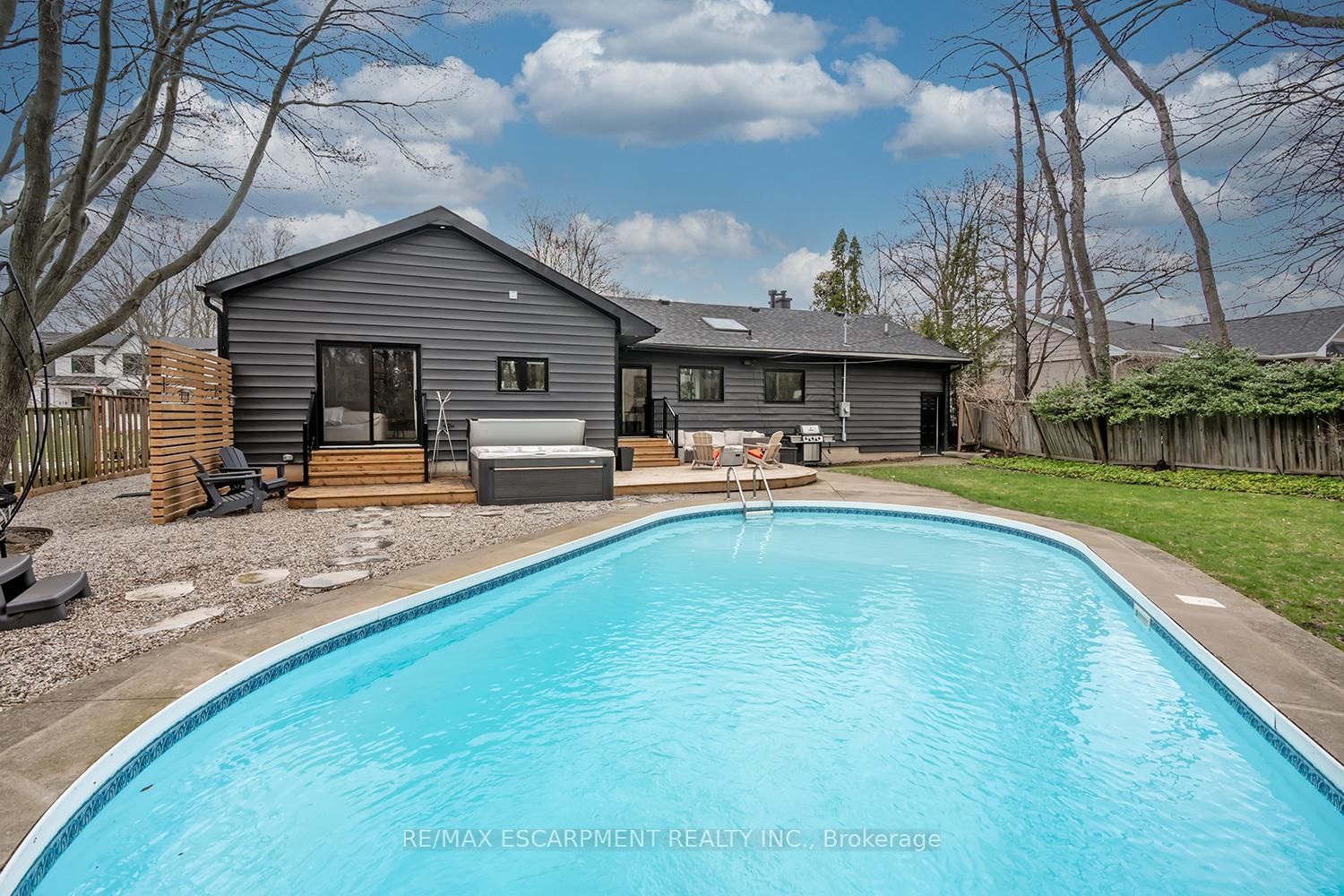 327 Goodram Drive - Photo 40