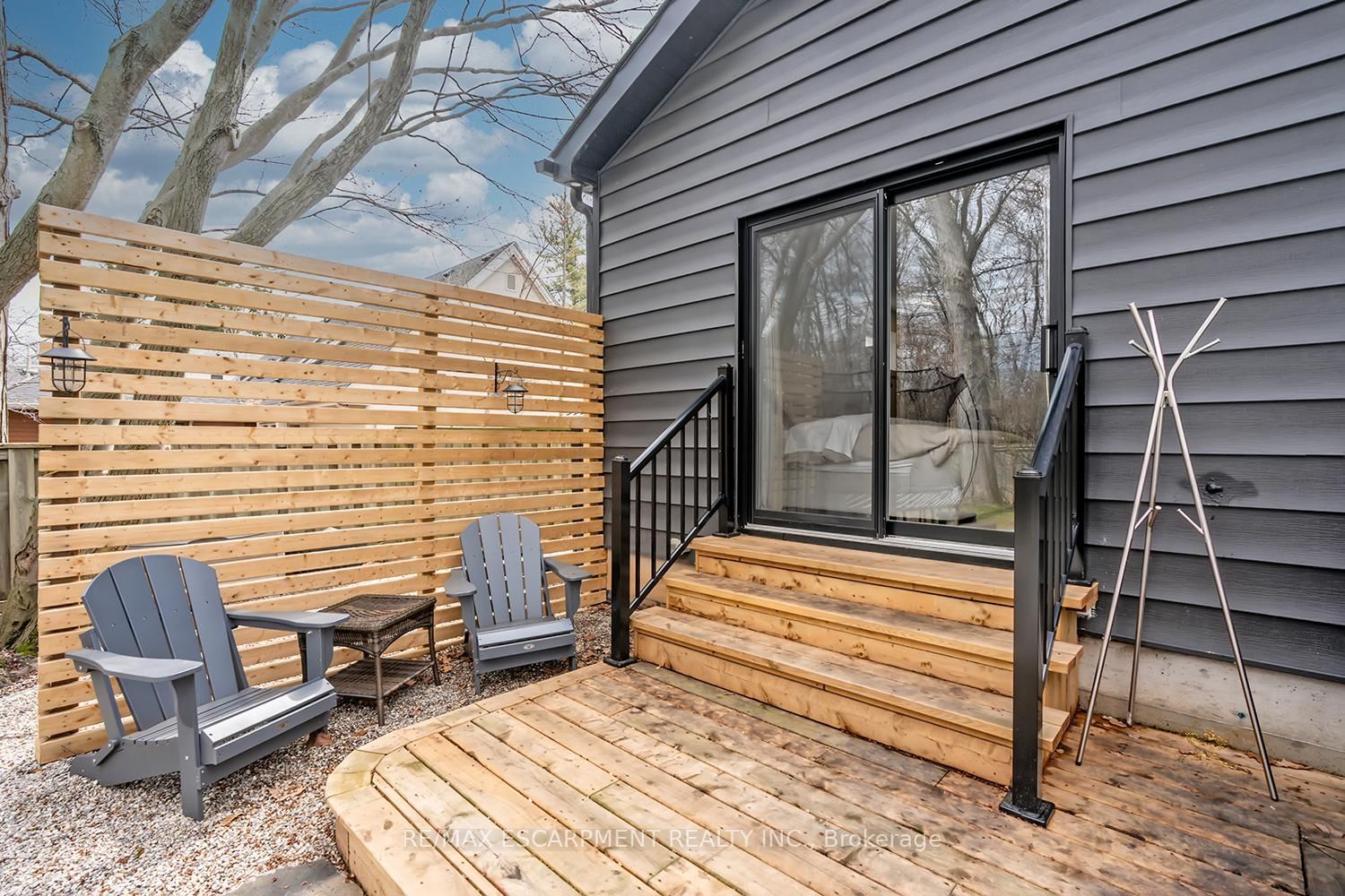 327 Goodram Drive - Photo 44