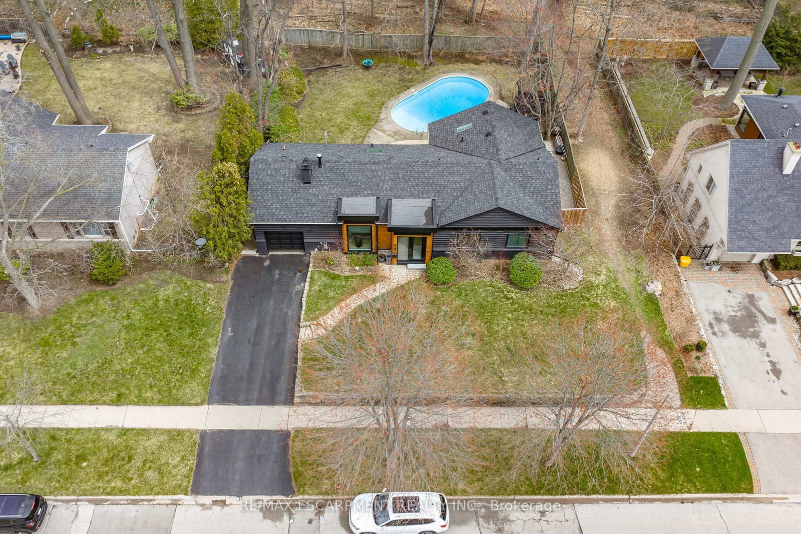 327 Goodram Drive - Photo 49