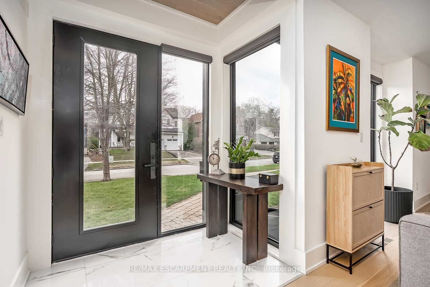 327 Goodram Drive - Photo 6