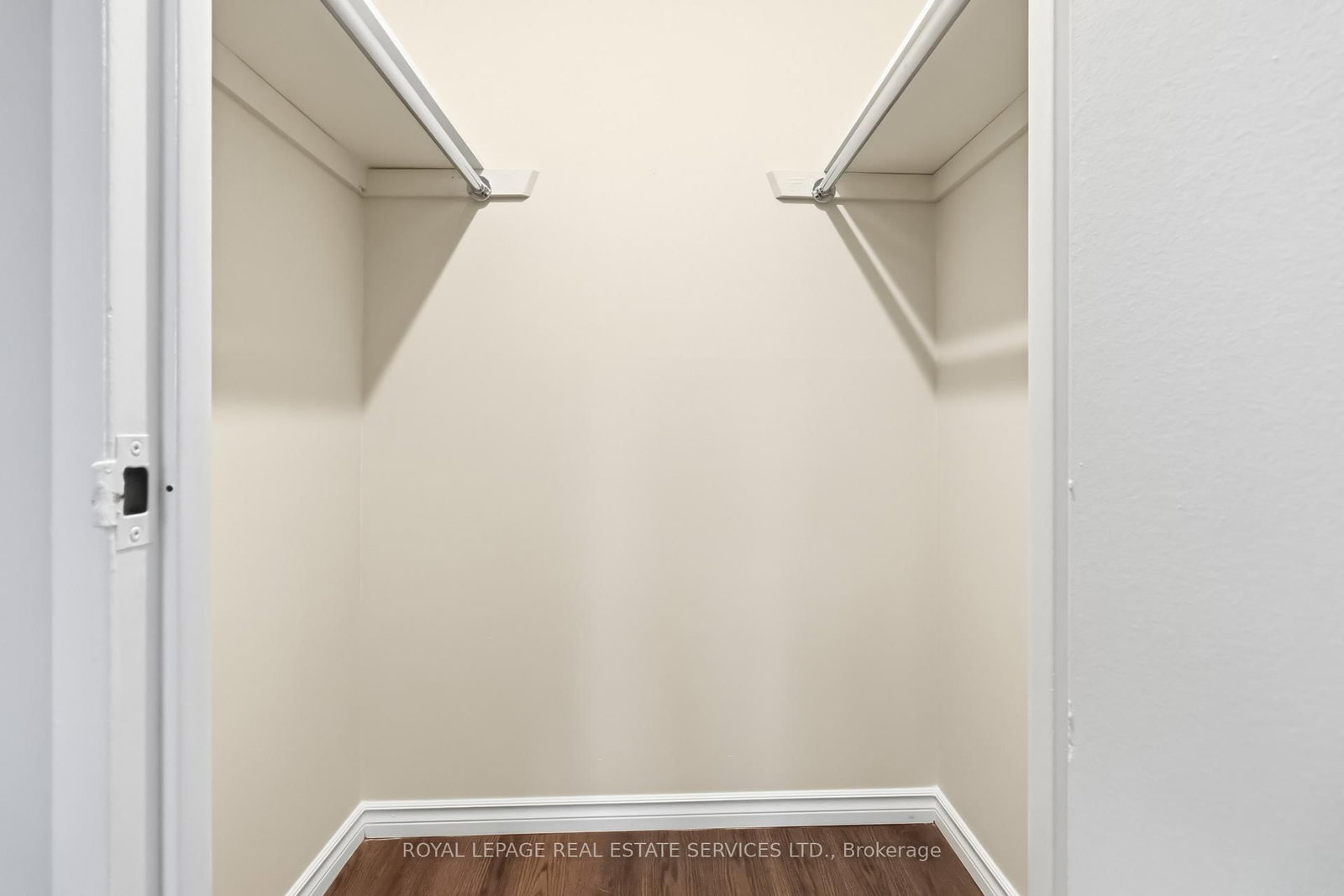 82 Millside Drive, Unit 406 - Photo 13