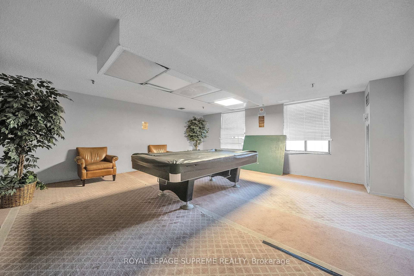 75 Emmett Avenue, Unit 910 - Photo 2