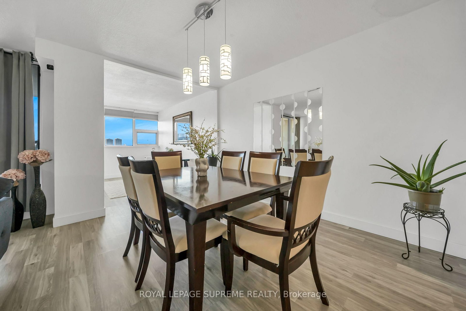 75 Emmett Avenue, Unit 910 - Photo 31