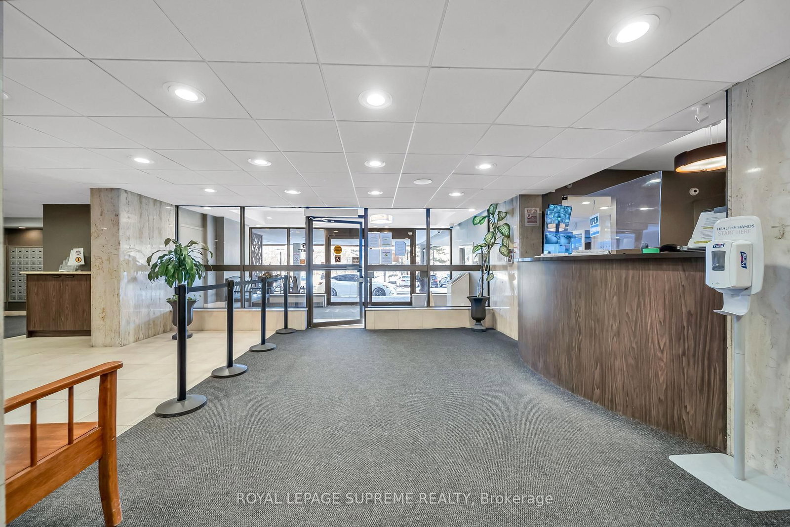 75 Emmett Avenue, Unit 910 - Photo 45