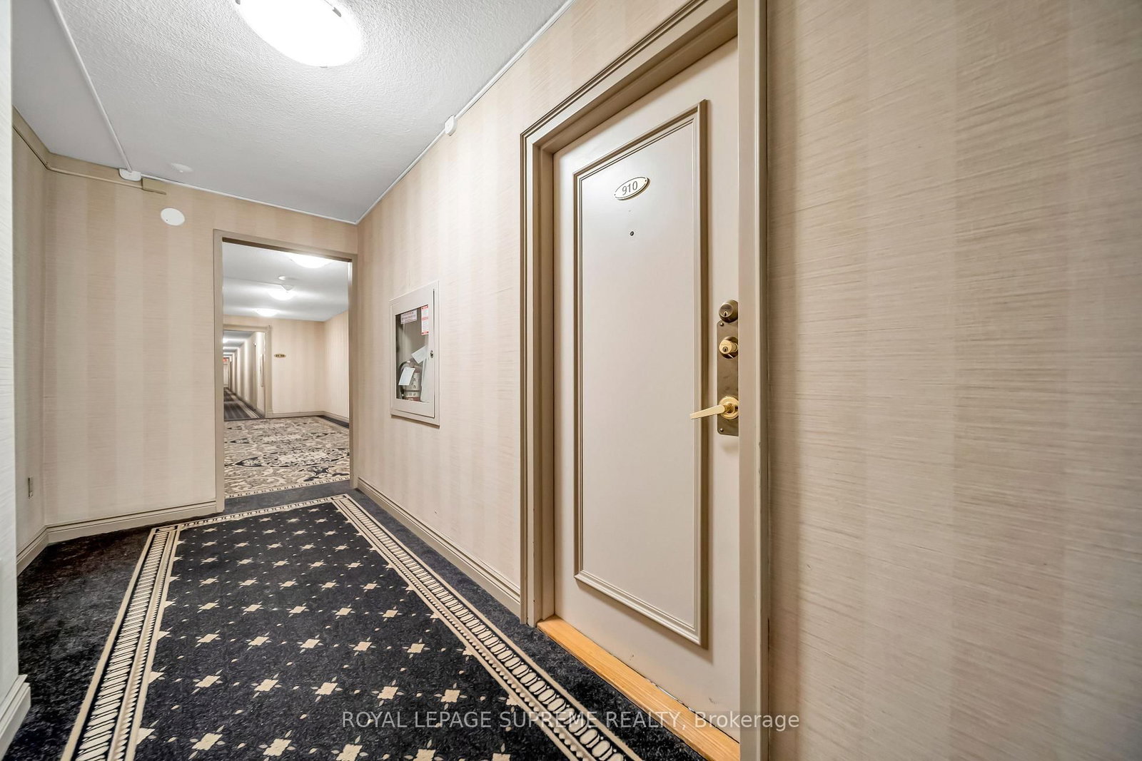 75 Emmett Avenue, Unit 910 - Photo 9