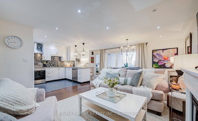 320 - 3025 The Credit Woodlands Dr | Mississauga | Image