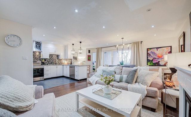 320 - 3025 The Credit Woodlands Drive