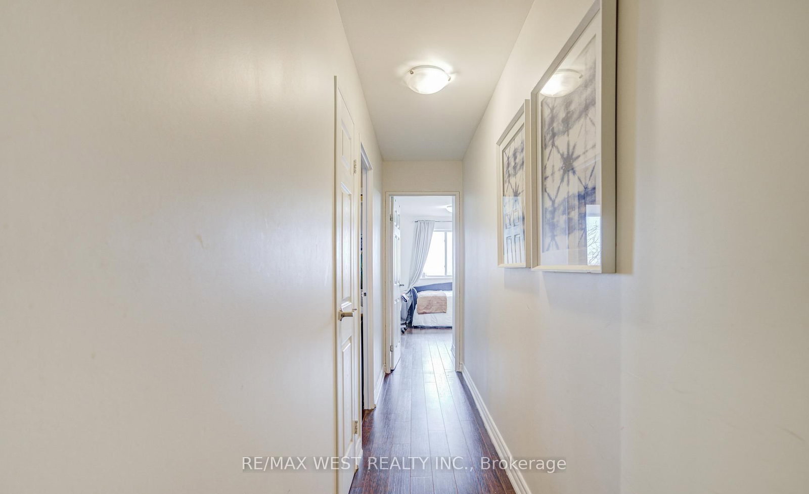 3025 The Credit Woodlands Drive, Unit 320 - Photo 16