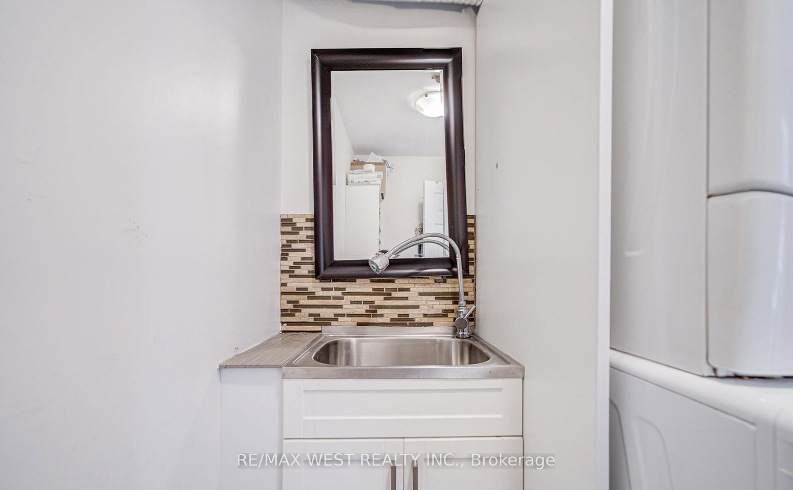 3025 The Credit Woodlands Drive, Unit 320 - Photo 31