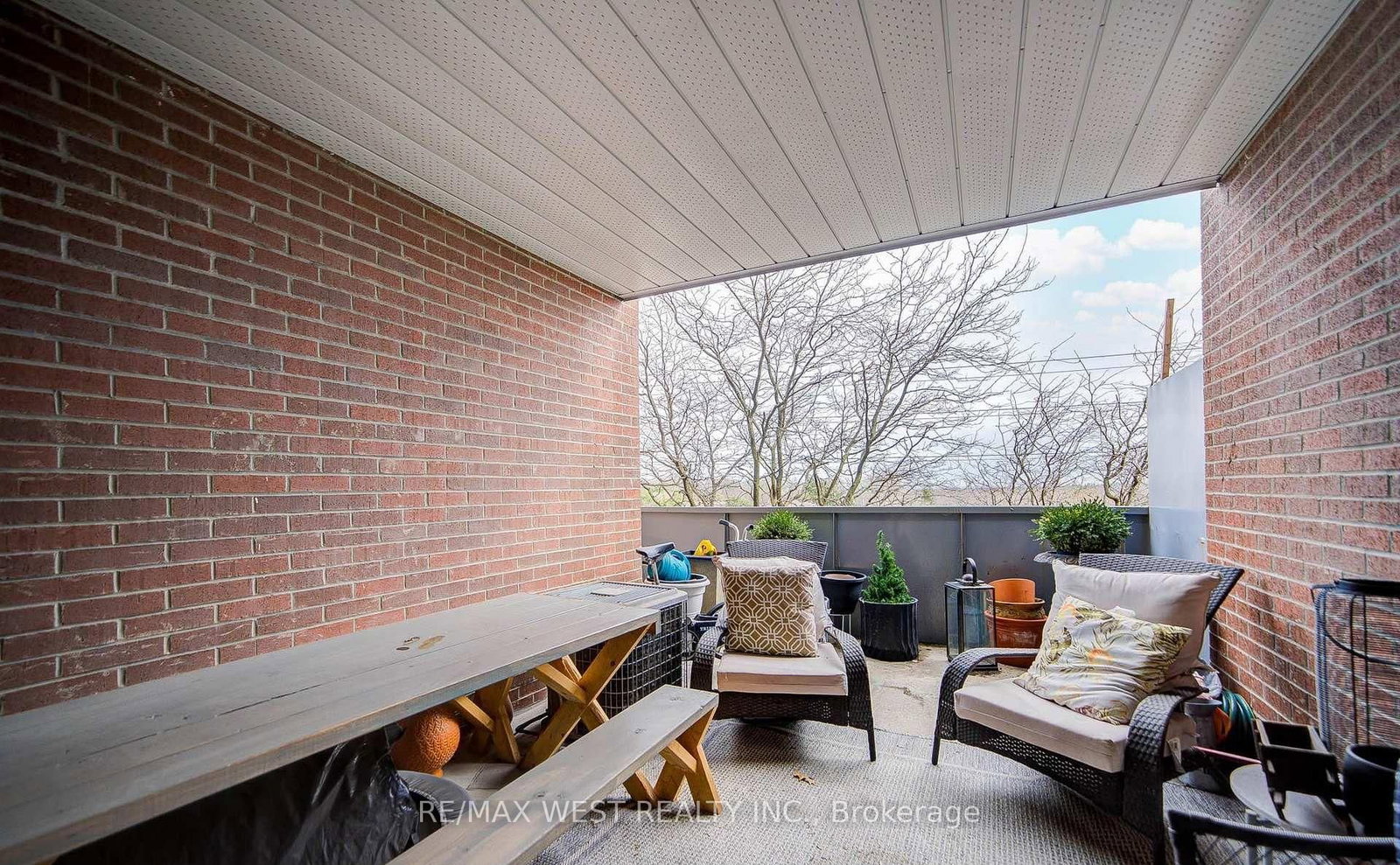 3025 The Credit Woodlands Drive, Unit 320 - Photo 32