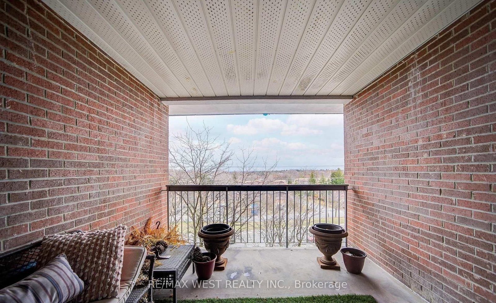 3025 The Credit Woodlands Drive, Unit 320 - Photo 36