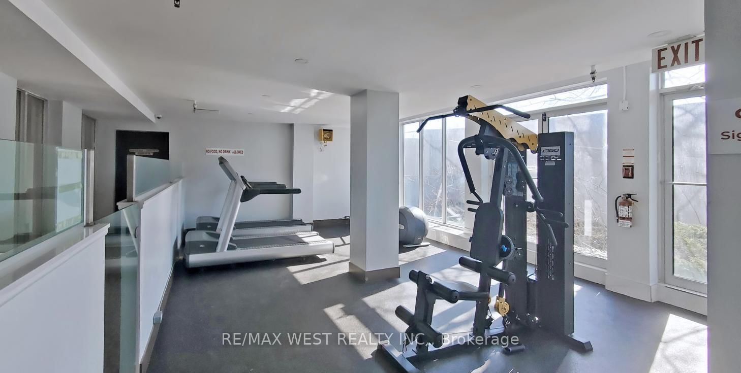 3025 The Credit Woodlands Drive, Unit 320 - Photo 39