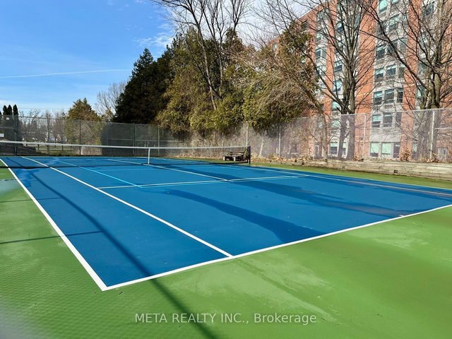 309 - 5280 Lakeshore Road