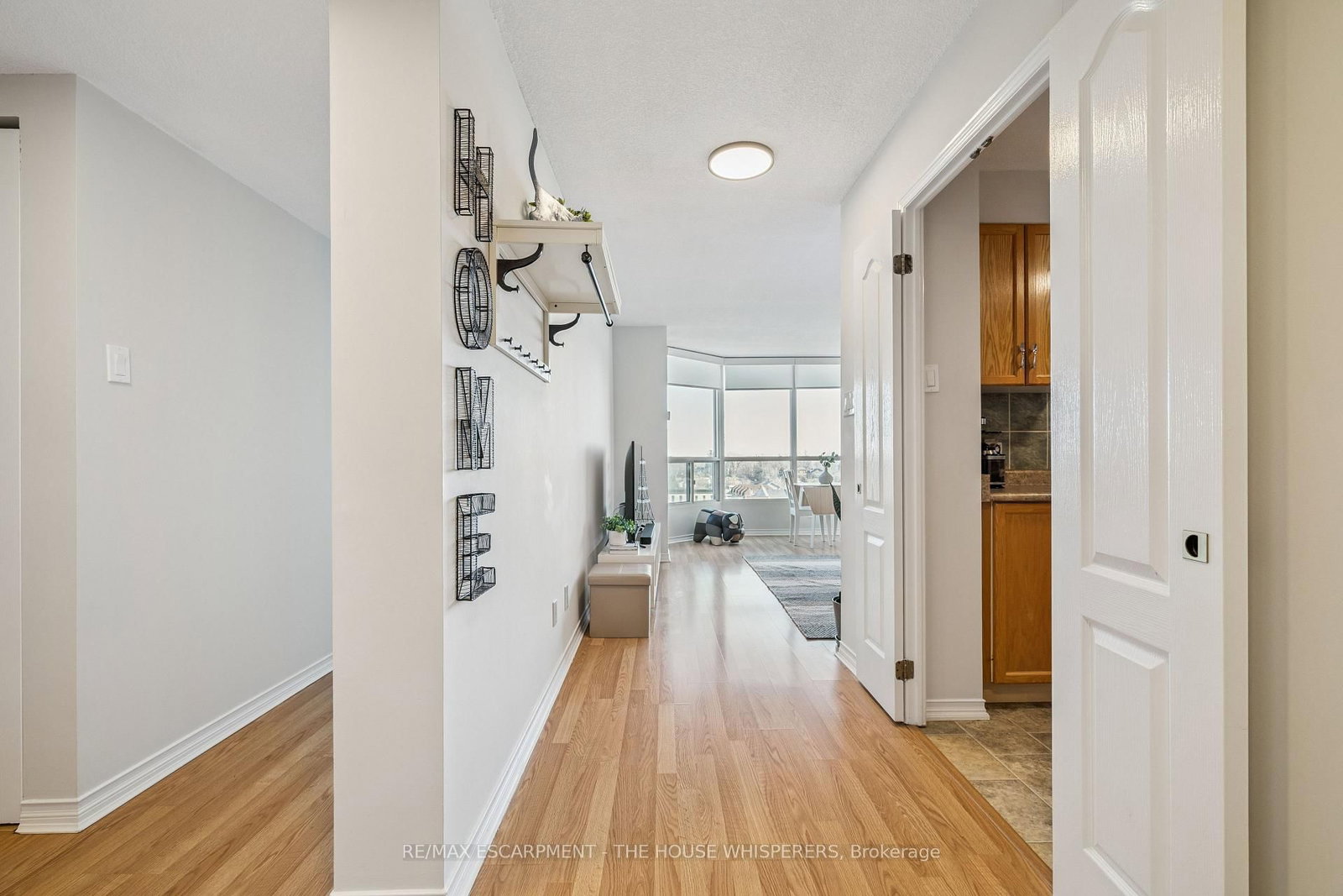 Condo for sale at 701-100 Millside Drive, Milton, Ontario, L9T 5E2 - Old Milton - MLS: W13005814