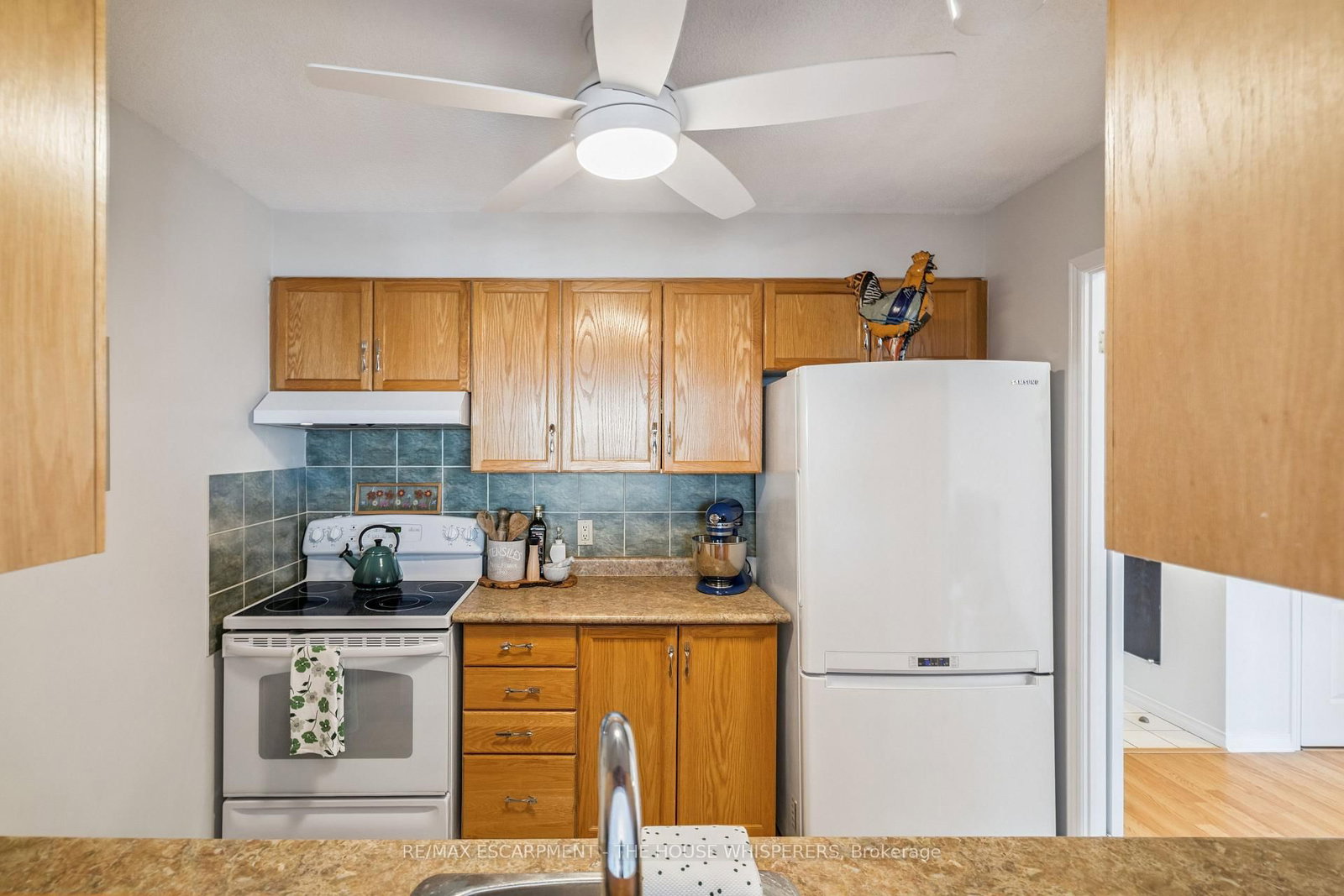 Condo for sale at 701-100 Millside Drive, Milton, Ontario, L9T 5E2 - Old Milton - MLS: W13005814