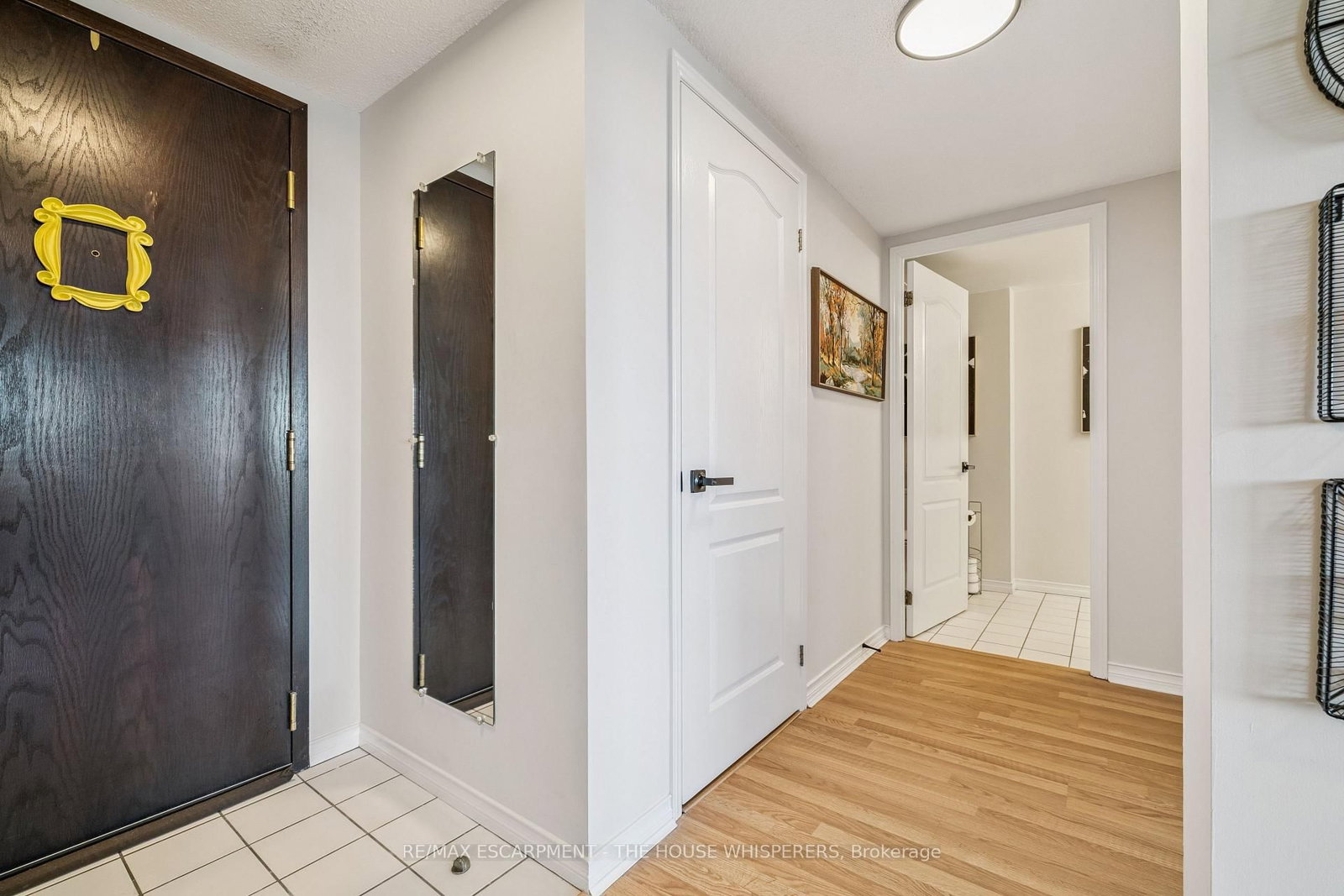 Condo for sale at 701-100 Millside Drive, Milton, Ontario, L9T 5E2 - Old Milton - MLS: W13005814