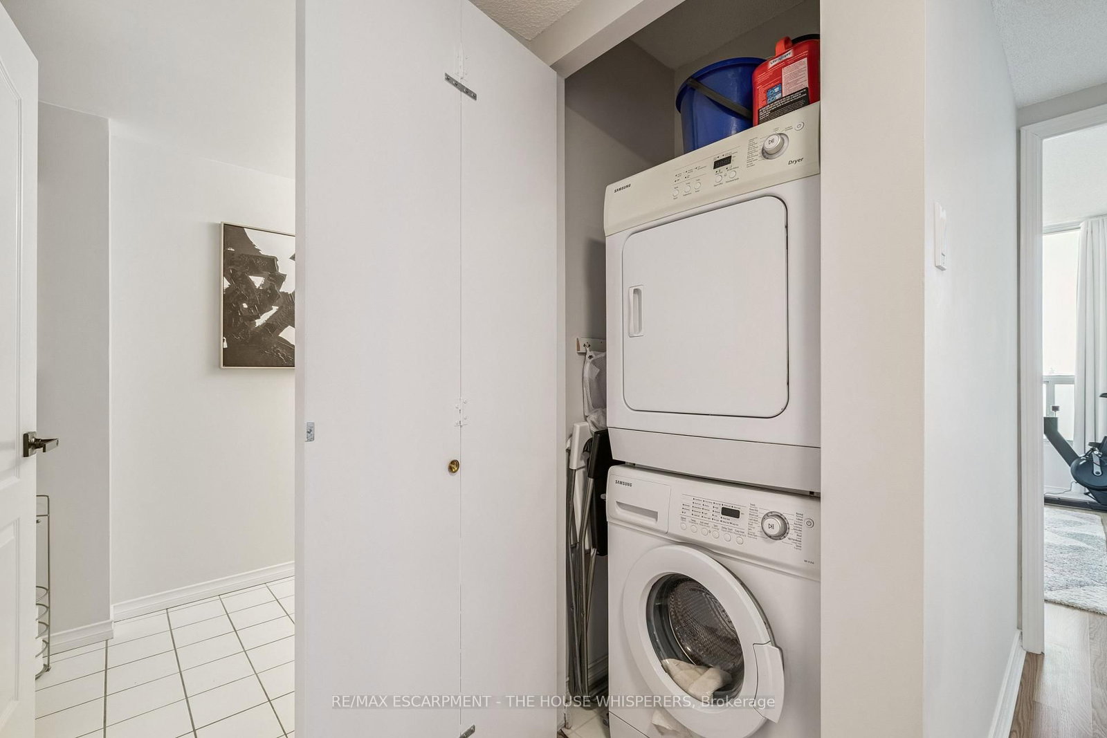 Condo for sale at 701-100 Millside Drive, Milton, Ontario, L9T 5E2 - Old Milton - MLS: W13005814