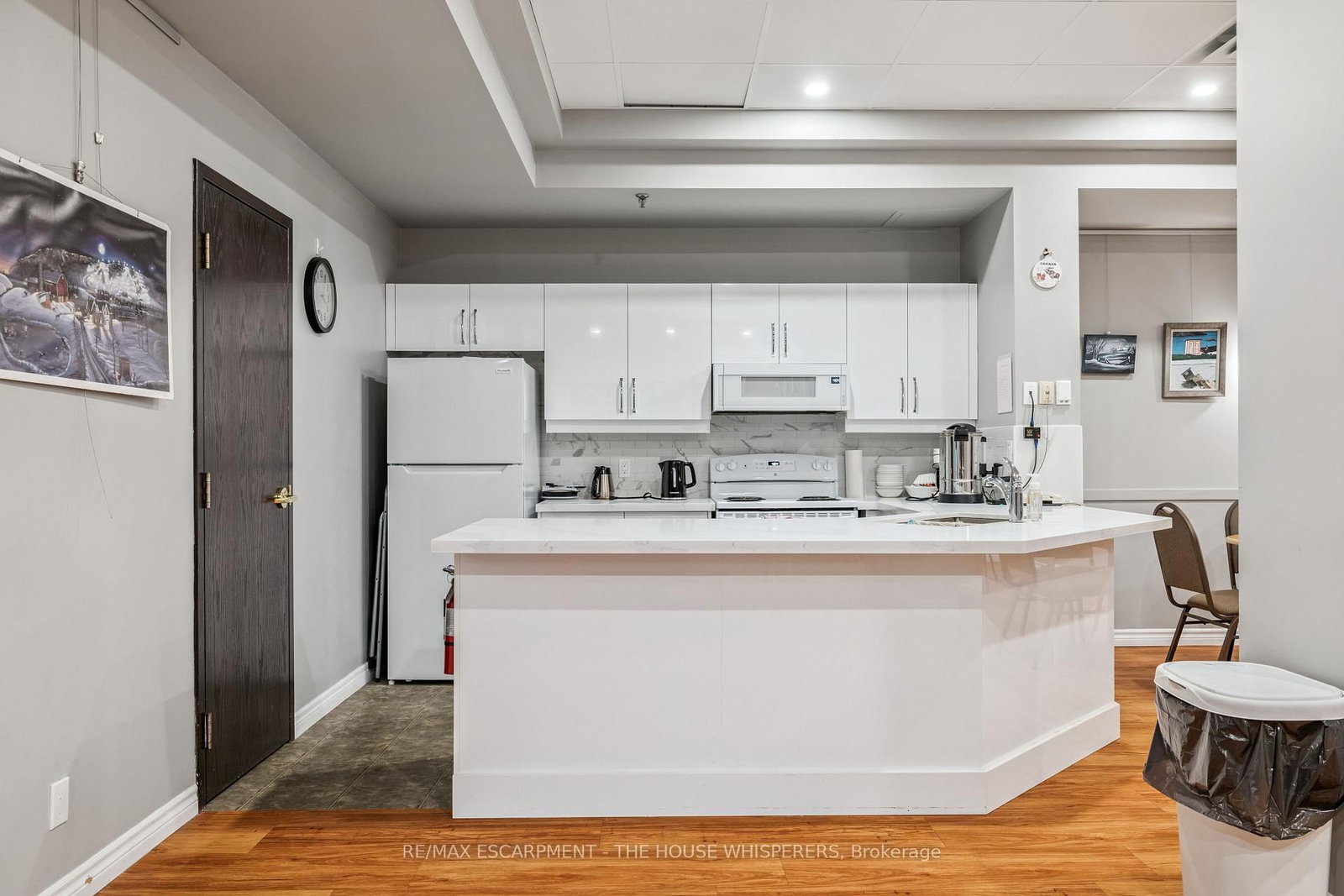 Condo for sale at 701-100 Millside Drive, Milton, Ontario, L9T 5E2 - Old Milton - MLS: W13005814