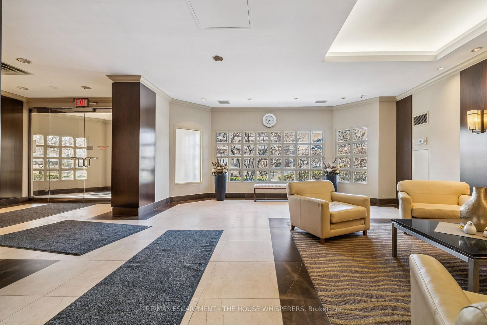 Condo for sale at 701-100 Millside Drive, Milton, Ontario, L9T 5E2 - Old Milton - MLS: W13005814