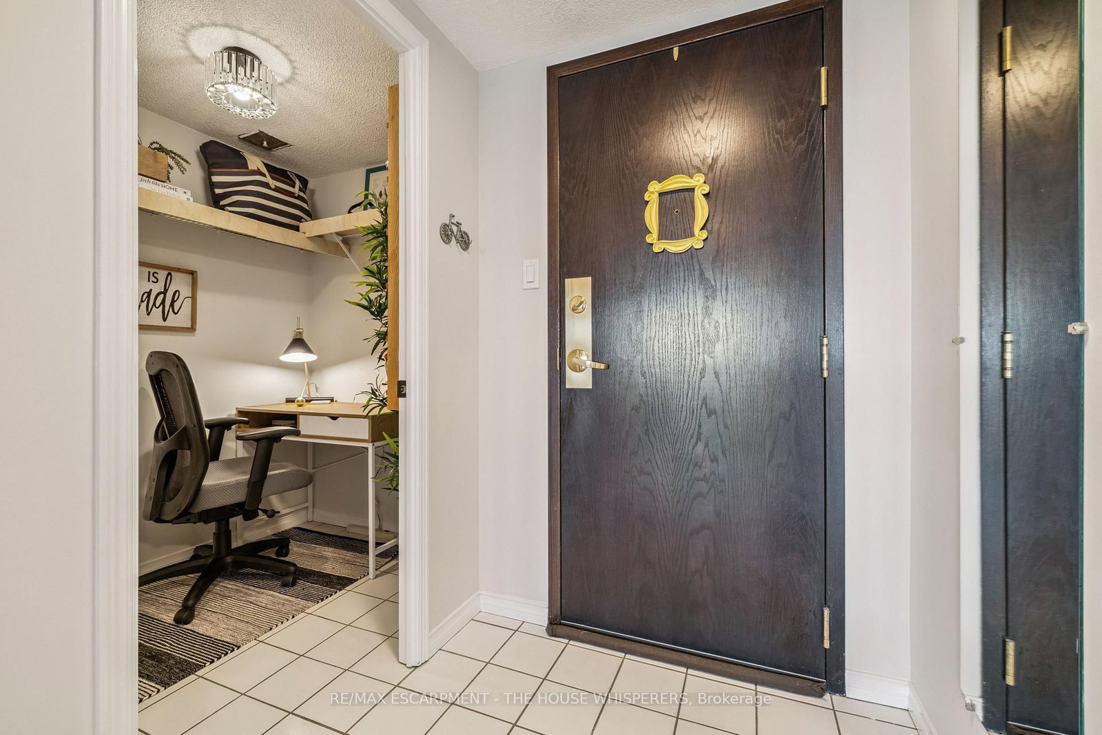 Condo for sale at 701-100 Millside Drive, Milton, Ontario, L9T 5E2 - Old Milton - MLS: W13005814