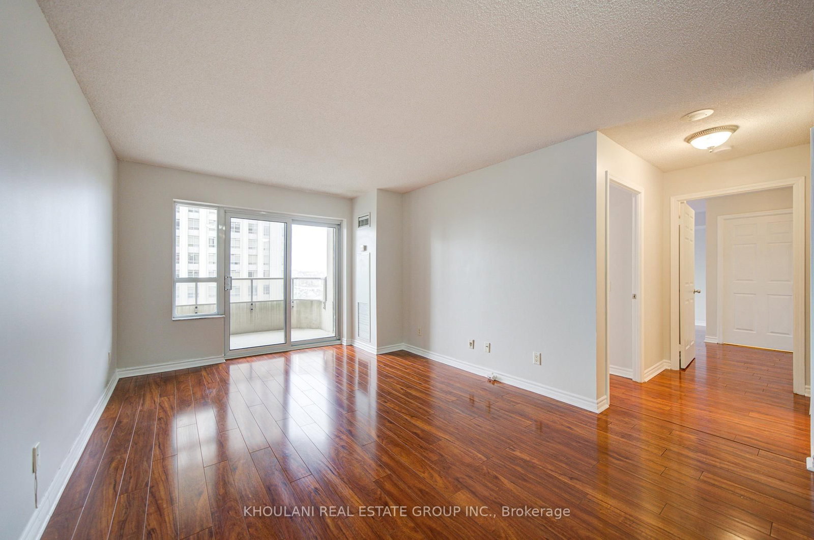 25 Kingsbridge Garden Circle, Unit 1423 - Photo 10
