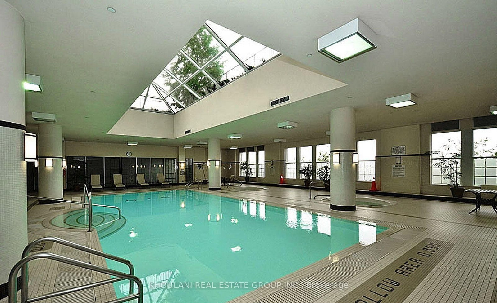 25 Kingsbridge Garden Circle, Unit 1423 - Photo 38