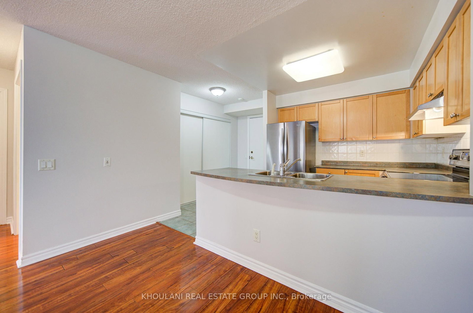 25 Kingsbridge Garden Circle, Unit 1423 - Photo 9
