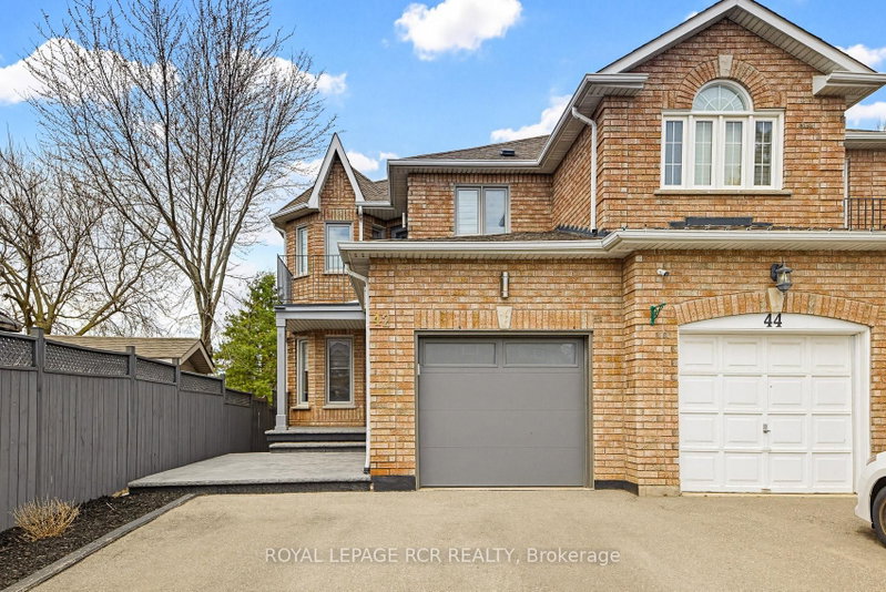 42 Archbury Circle