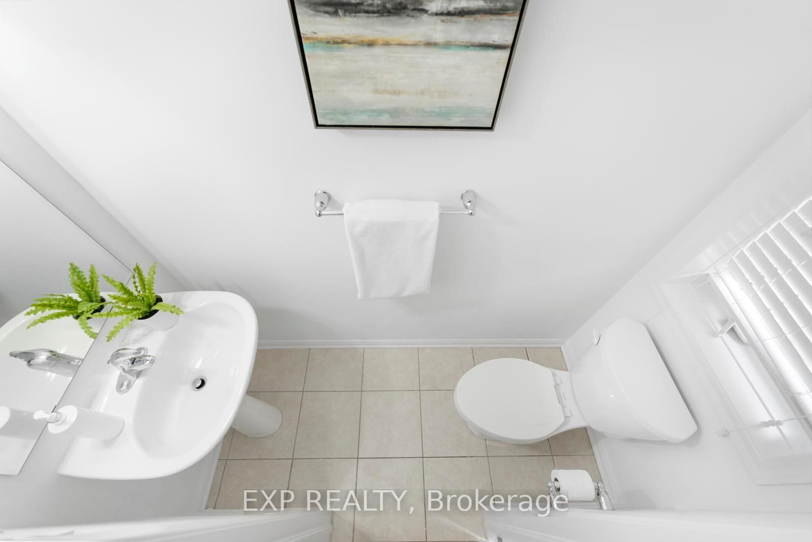 Townhouse for sale at 920 Nadalin Heights, Milton, Ontario, L9T 8R2 - Willmott - MLS: W13005996