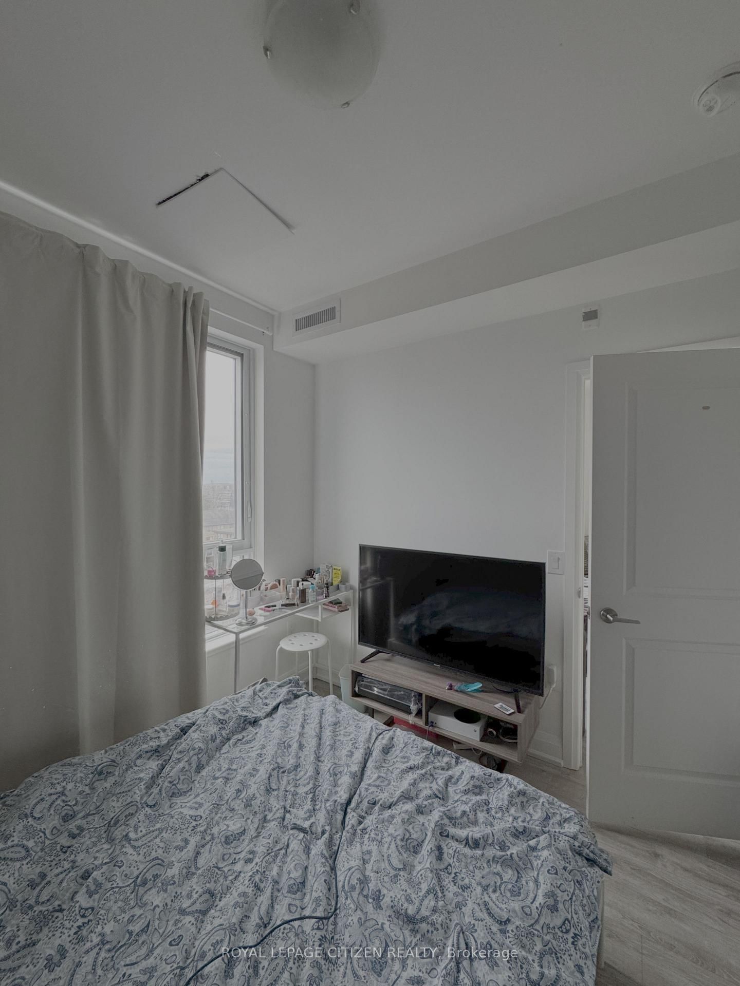 2800 Keele Street, Unit 621 - Photo 5