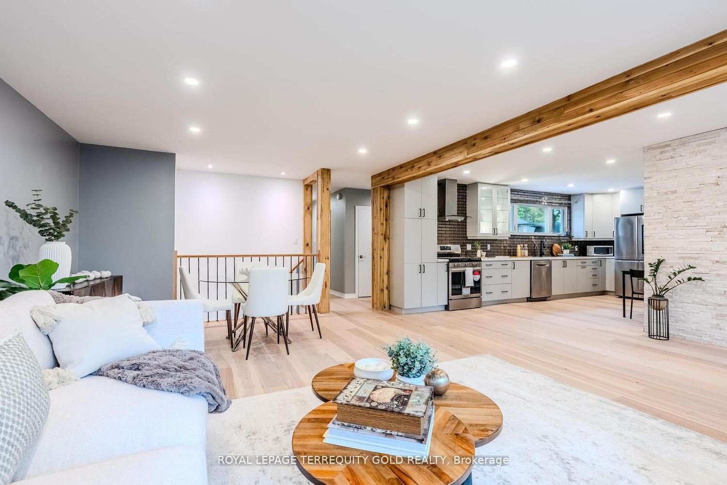 327 River Side Drive - Photo 18