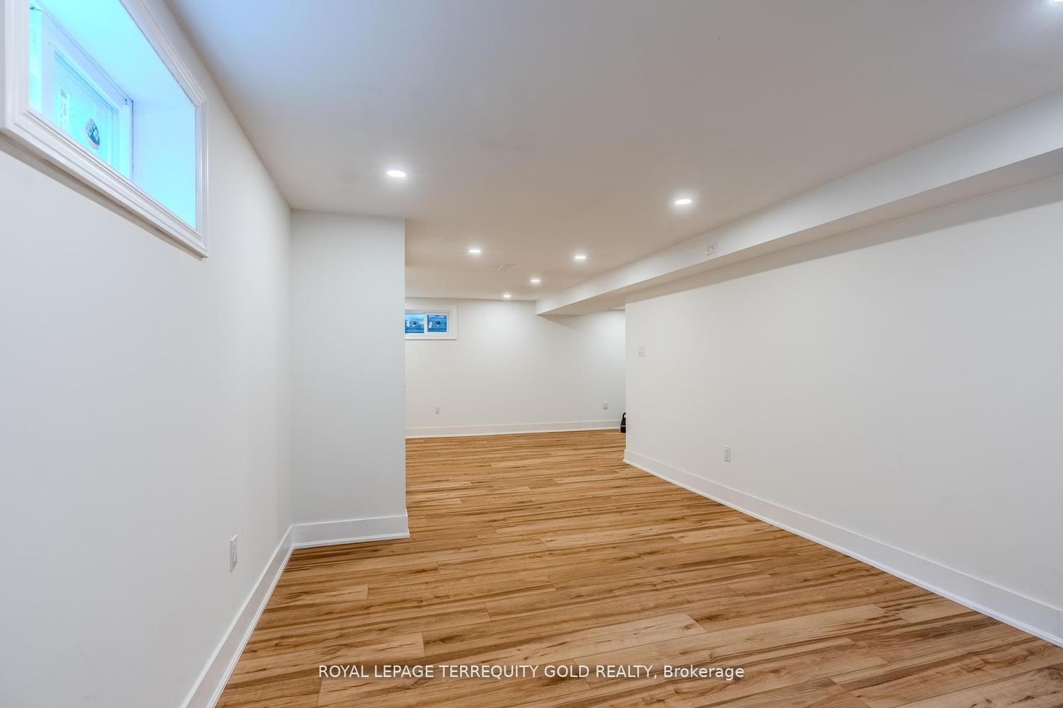 327 River Side Drive - Photo 32