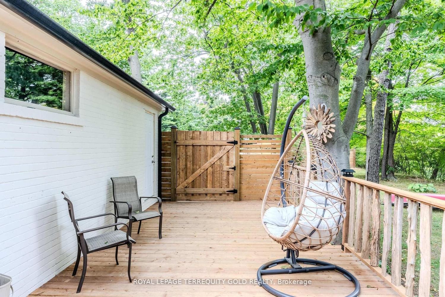 327 River Side Drive - Photo 5