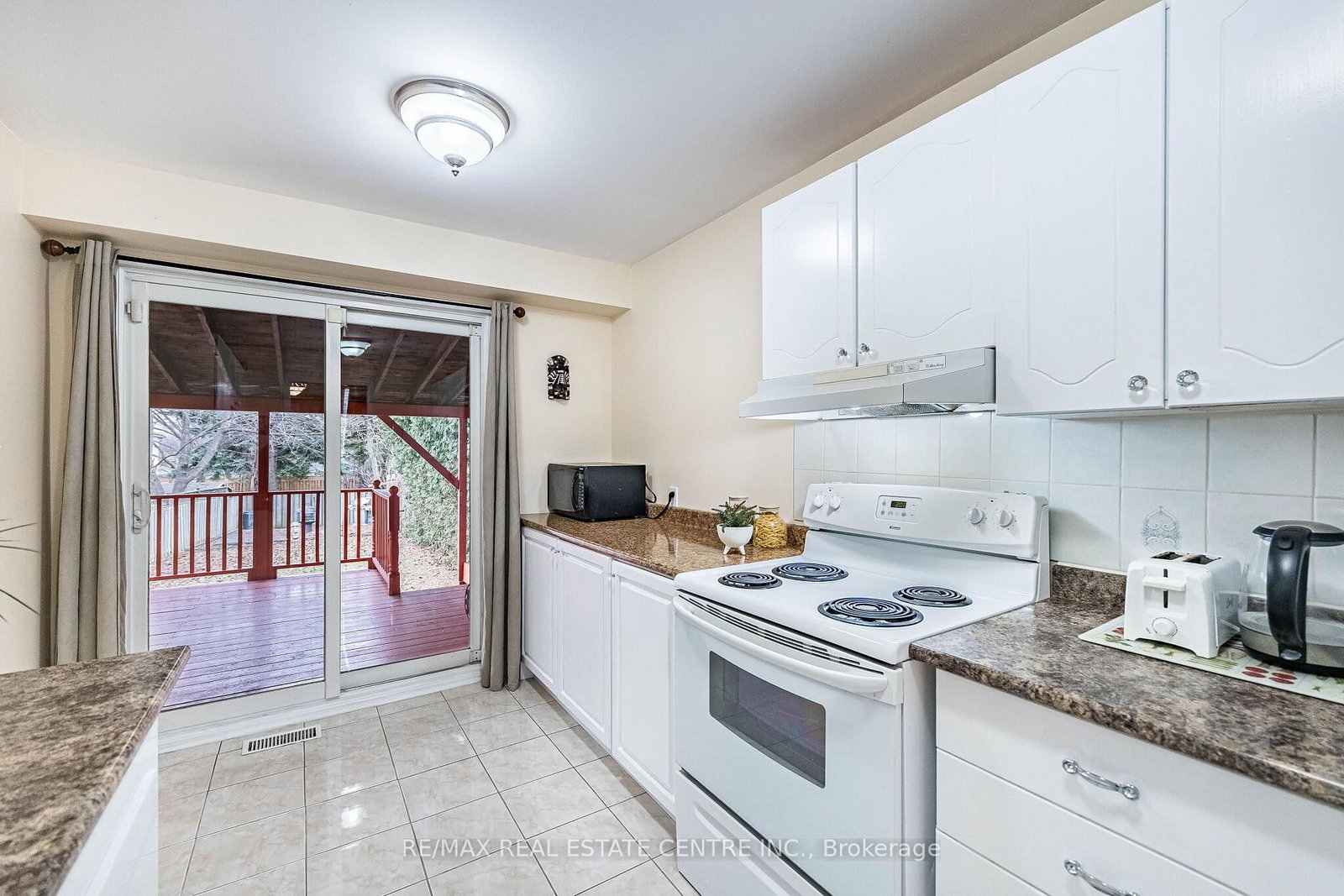 Detached House for sale at 1 Northgate Boulevard, Brampton, Ontario, L6S 4G6 - Westgate - MLS: W13006074